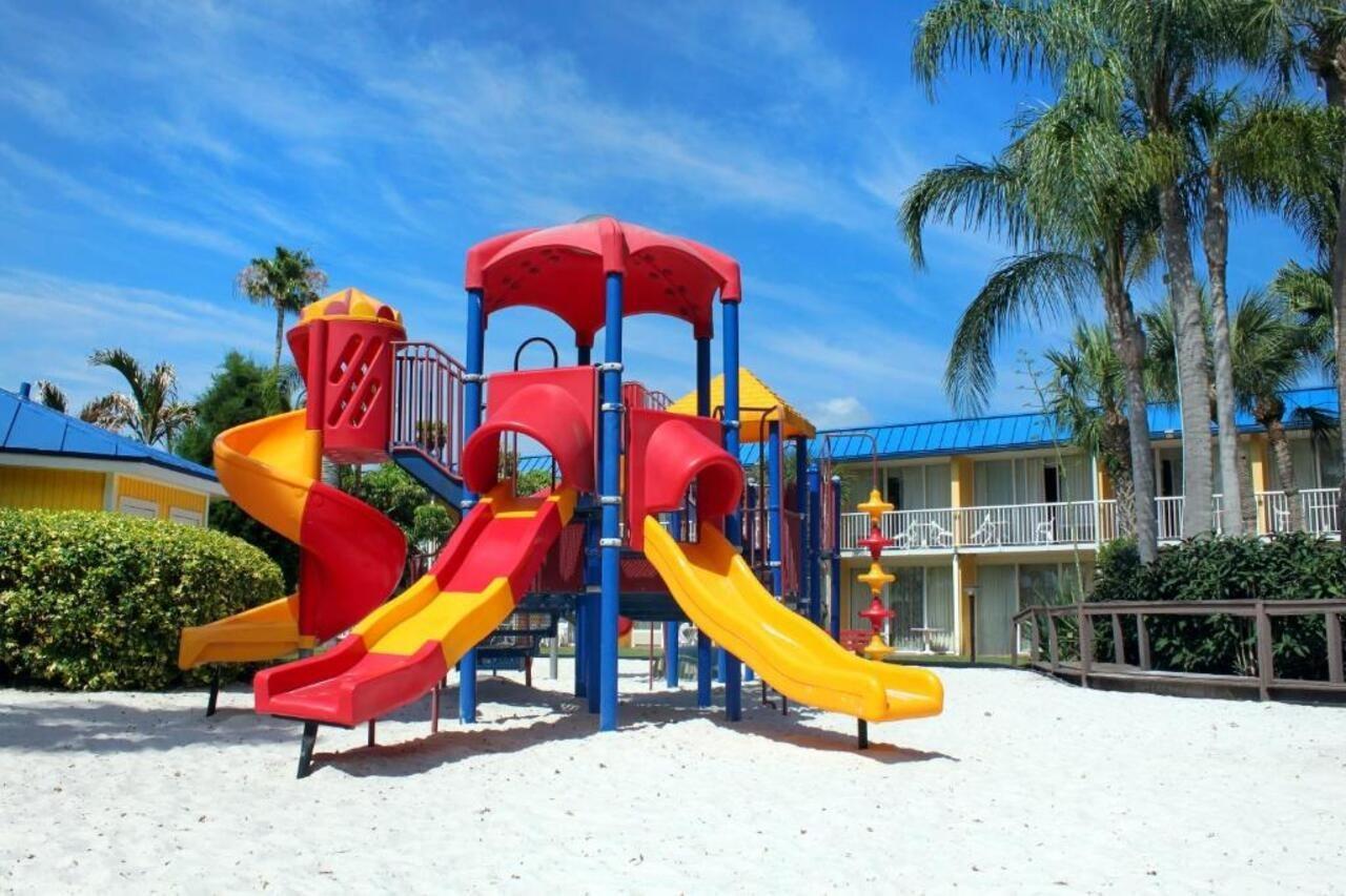 Magnuson Hotel Marina Cove St. Petersburg Exterior photo